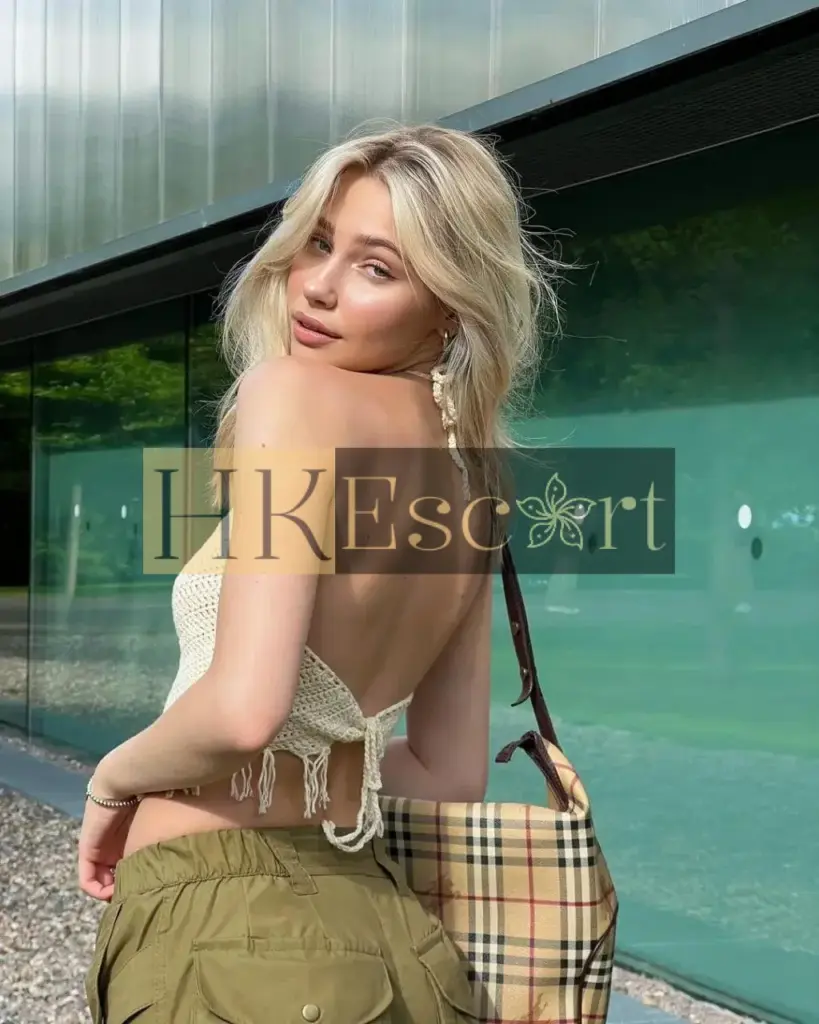 Marie - Escort Hong Kong, bust 1, height 175 cm, weight 58 kg