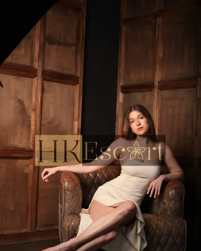 Jennifer, 19 years old, weight 58 kg, height 174 cm