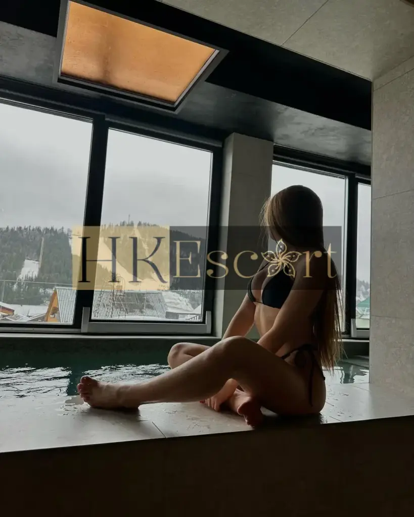 Noelle - Escort Hong Kong, bust 2, height 175 cm, weight 59 kg