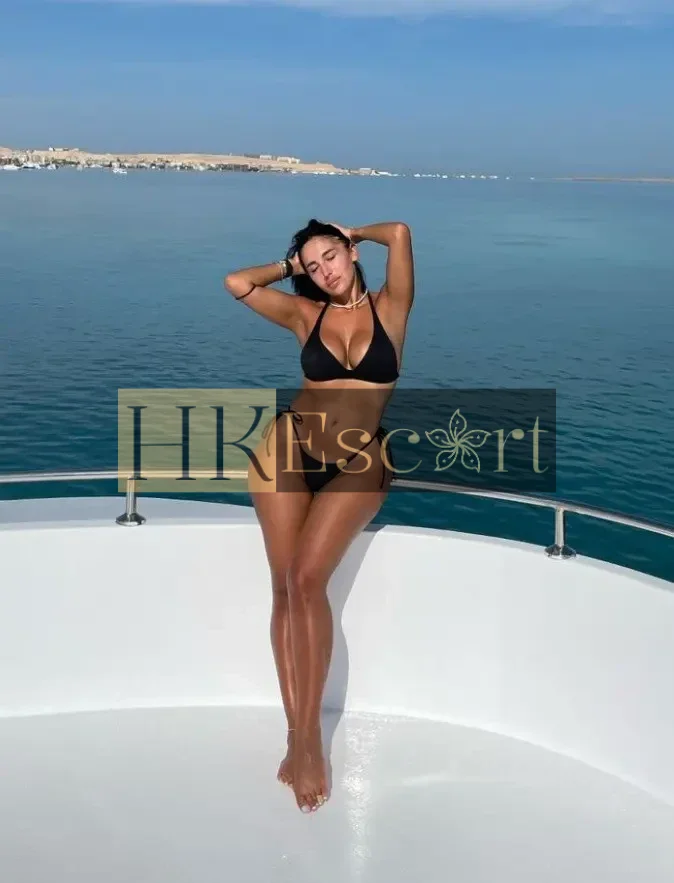 Emmi - Escort Hong Kong, bust 3, height 167 cm, weight 65 kg