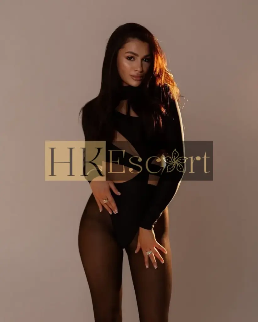 Eliza - Escort Hong Kong, bust 2, height 167 cm, weight 58 kg