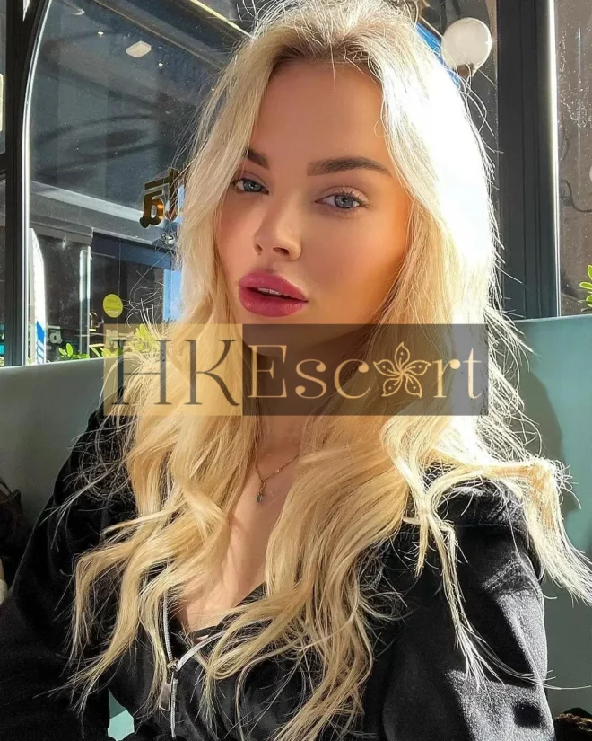 Zoelle, 22 years old, weight 55 kg, height 175 cm