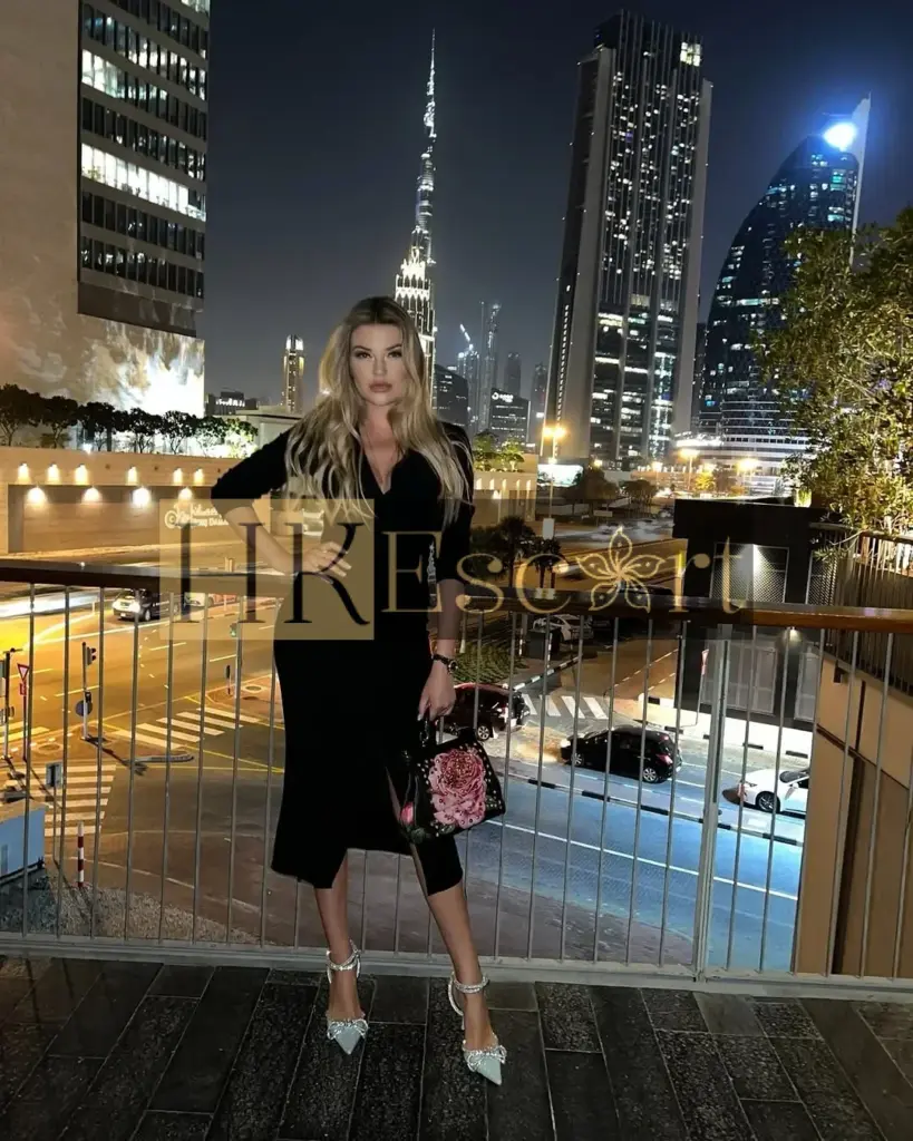 Camilla - Escort Hong Kong, bust 2, height 167 cm, weight 56 kg