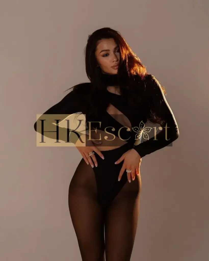 Eliza - Escort Hong Kong, bust 2, height 167 cm, weight 58 kg