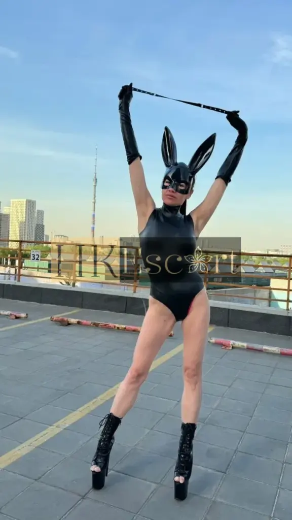 Kris - Escort Hong Kong, bust 2, height 168 cm, weight 49 kg