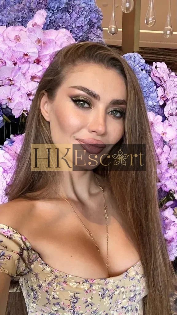 Valentina - Escort Hong Kong, bust 3, height 170 cm, weight 56 kg
