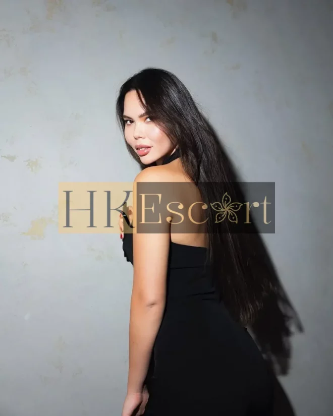 Adeline, 24 years old, weight 59 kg, height 175 cm