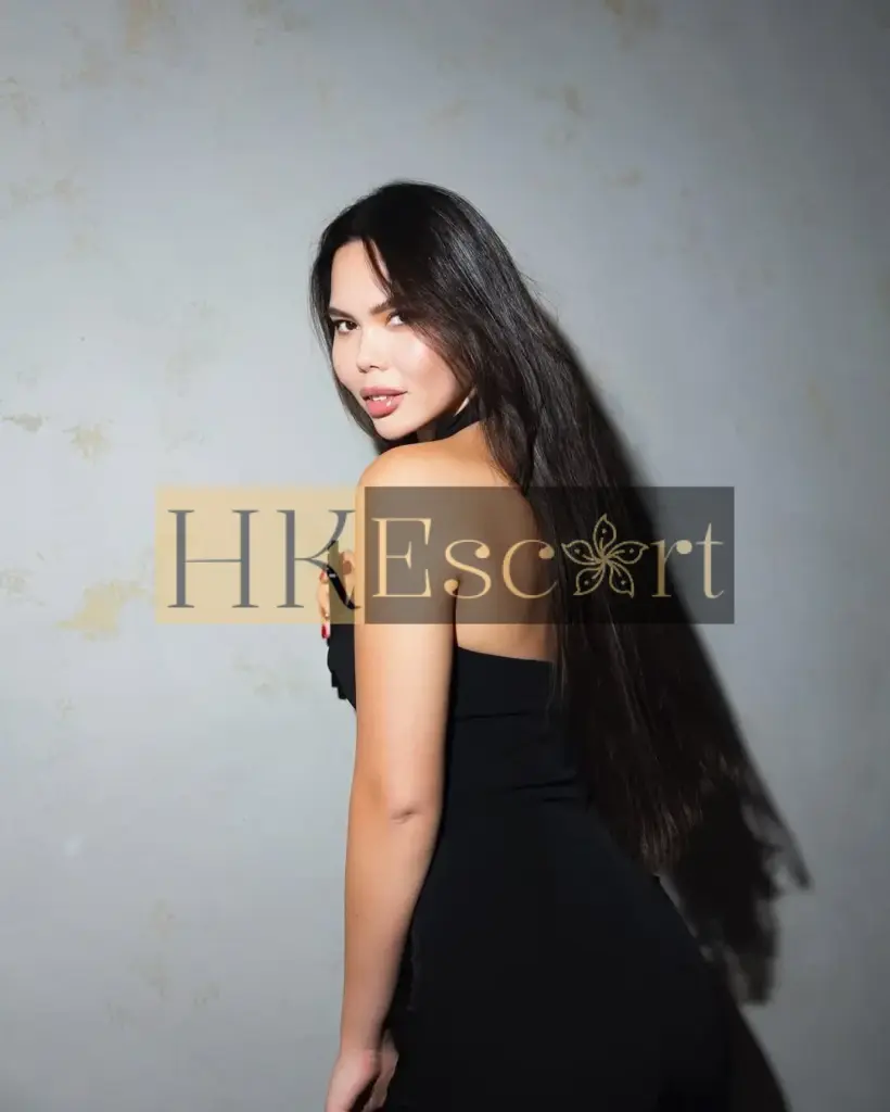 Adeline - Escort Hong Kong, bust 3, height 175 cm, weight 59 kg