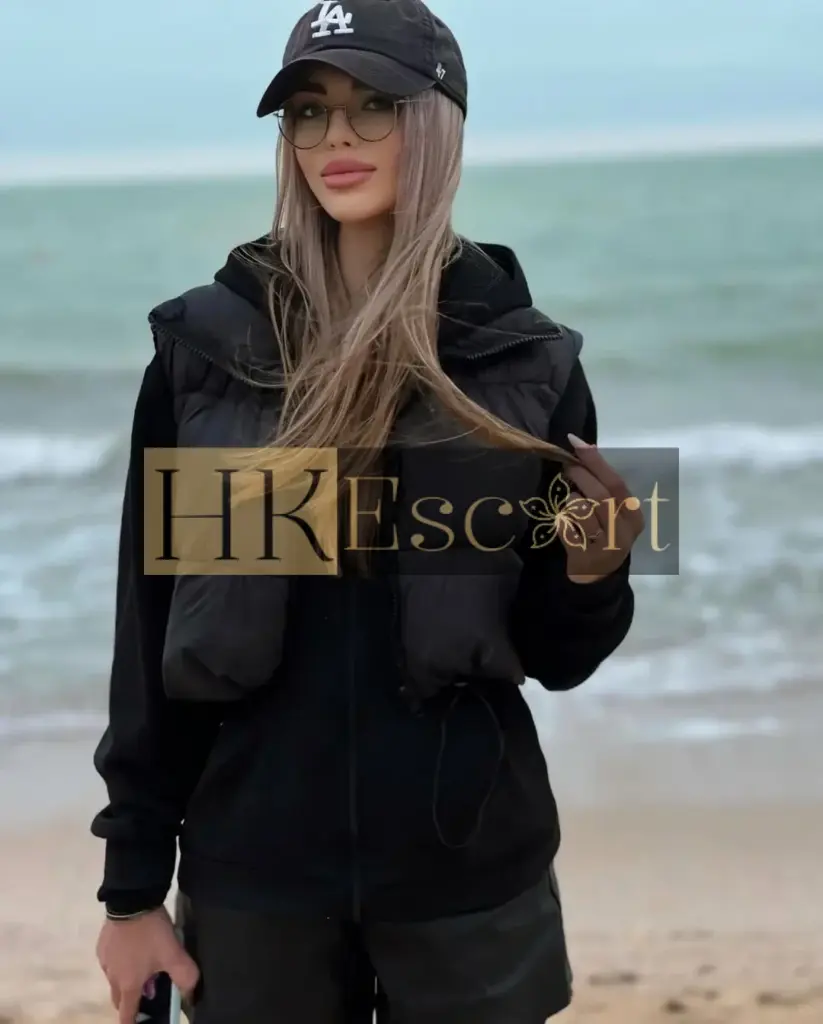 Sophia - Escort Hong Kong, bust 2, height 167 cm, weight 55 kg