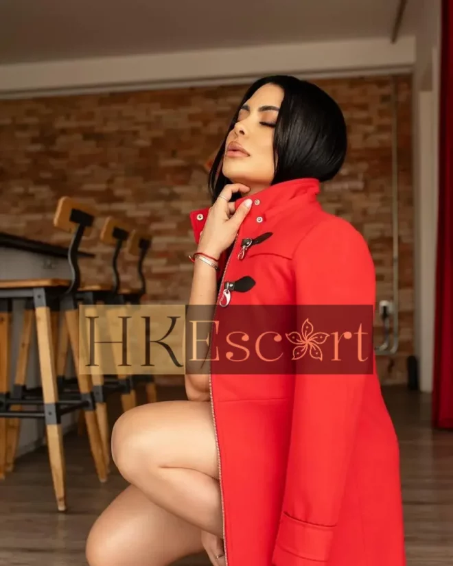 Sara, 26 years old, weight 60 kg, height 176 cm