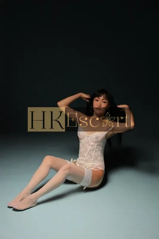 Alsu - Escort Hong Kong, bust 1, height 163 cm, weight 52 kg