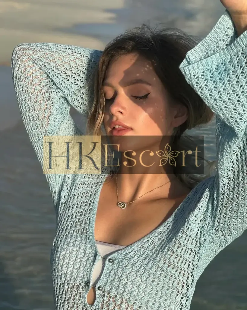 Charlotte - Escort Hong Kong, bust 2, height 169 cm, weight 56 kg