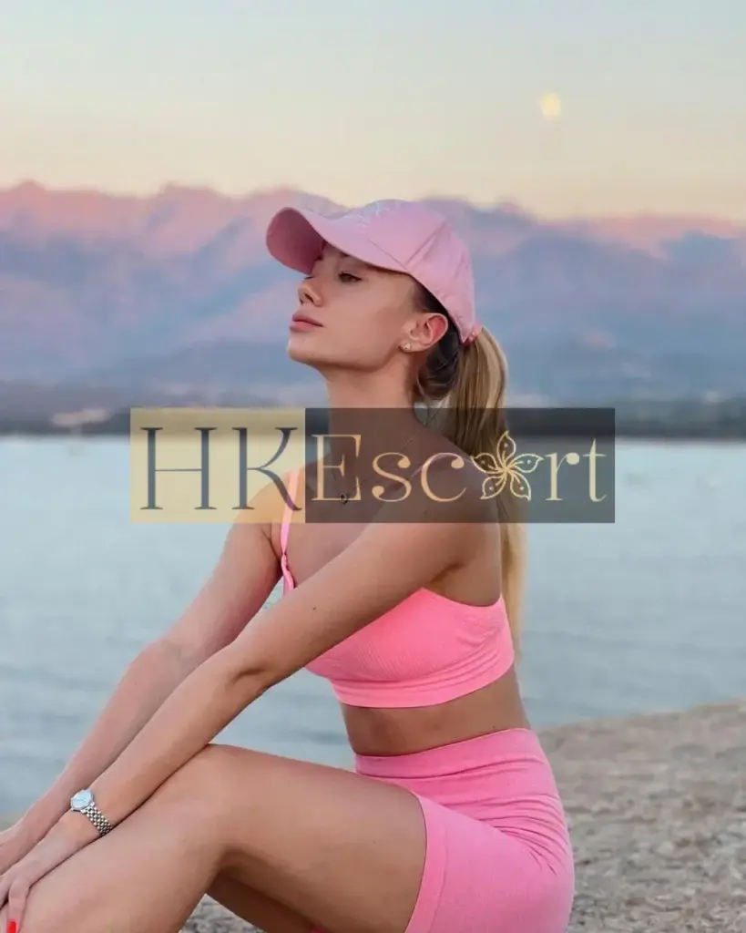 Hazel - Escort Hong Kong, bust 1, height 172 cm, weight 58 kg