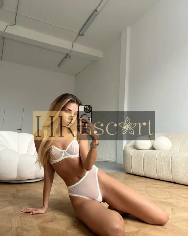 Masha, 23 years old, weight 51 kg, height 172 cm