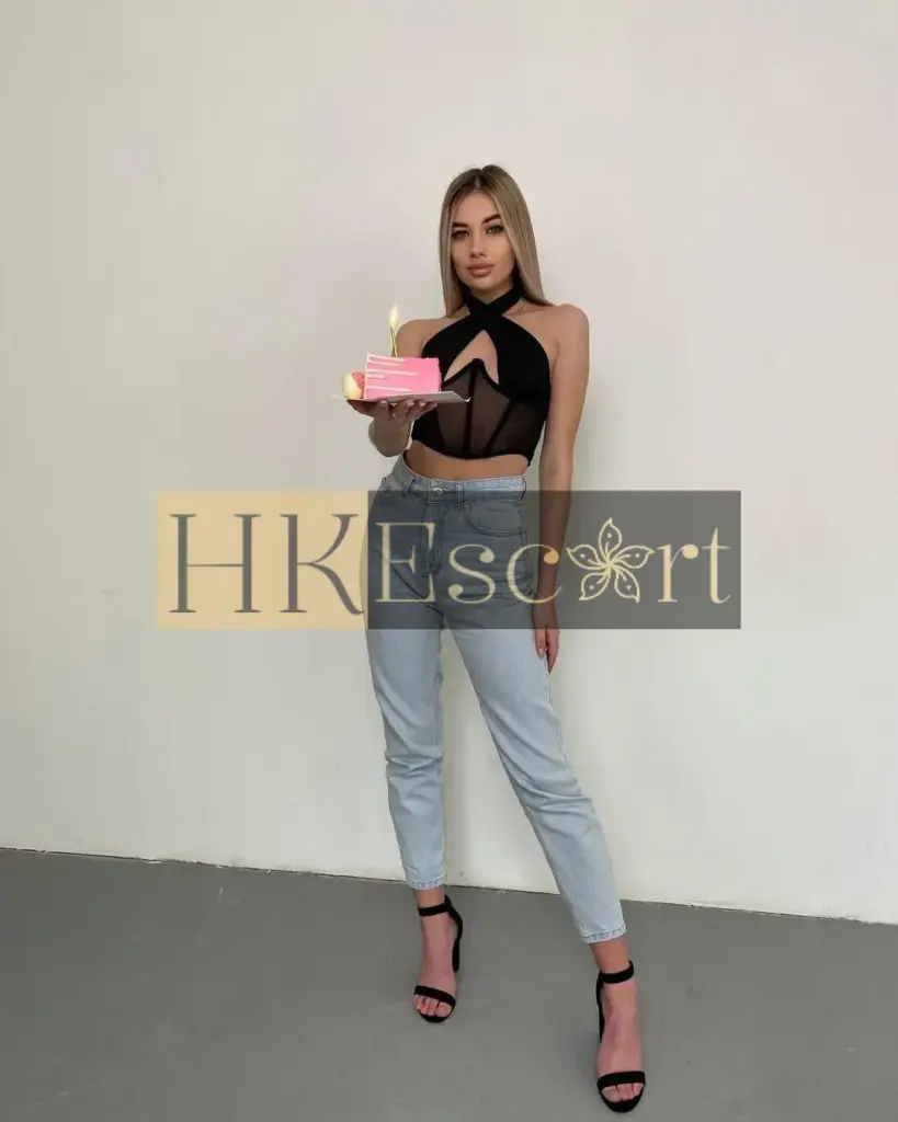 Adele - Escort Hong Kong, bust 1, height 173 cm, weight 58 kg