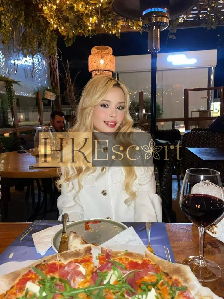 Rachel - Escort Hong Kong, bust 2, height 169 cm, weight 55 kg