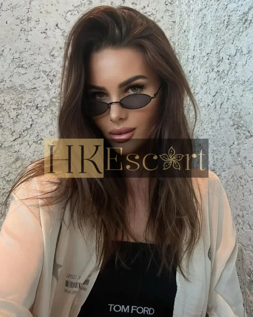 Kimberly - Escort Hong Kong, bust 3, height 176 cm, weight 60 kg