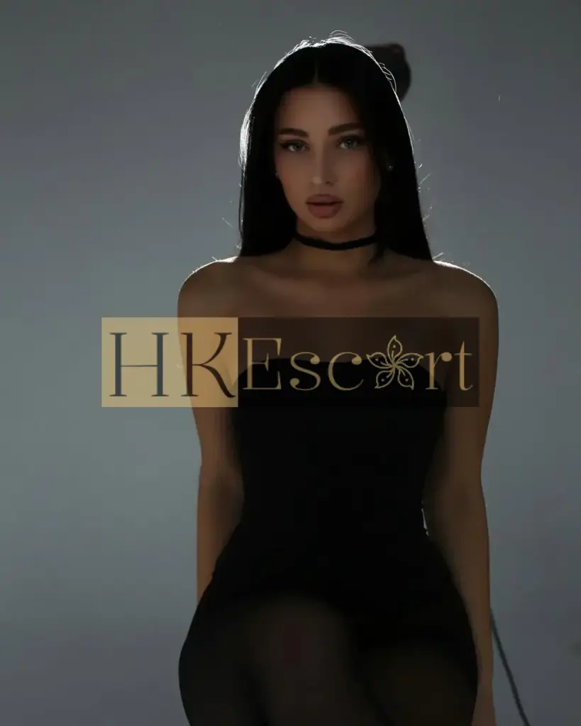 Aria - Escort Hong Kong, bust 2, height 178 cm, weight 60 kg