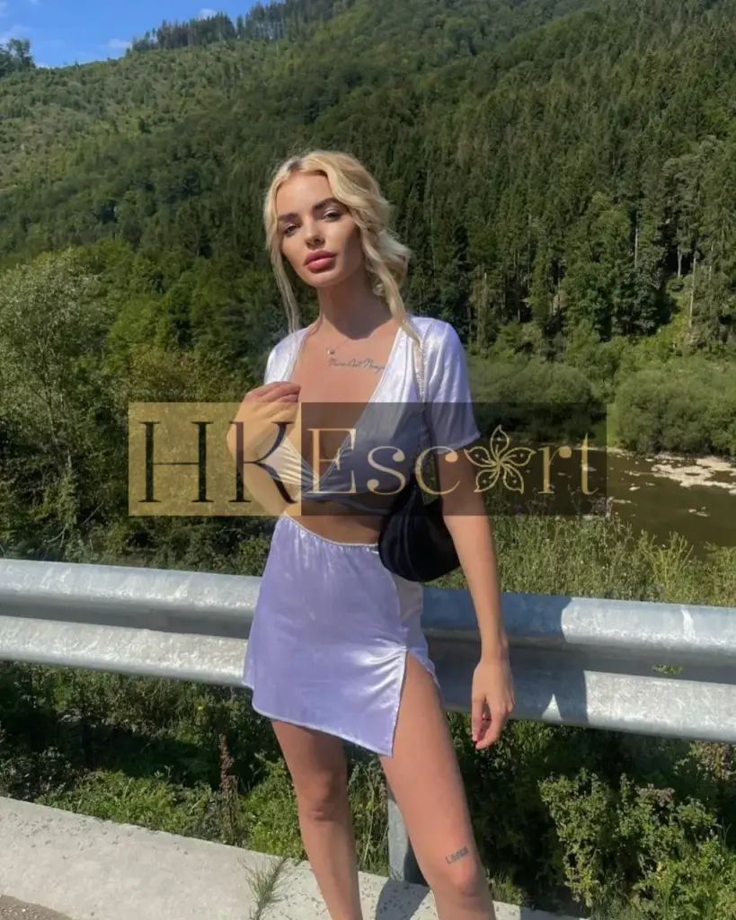 Kaitlyn - Escort Hong Kong, bust 2, height 167 cm, weight 54 kg