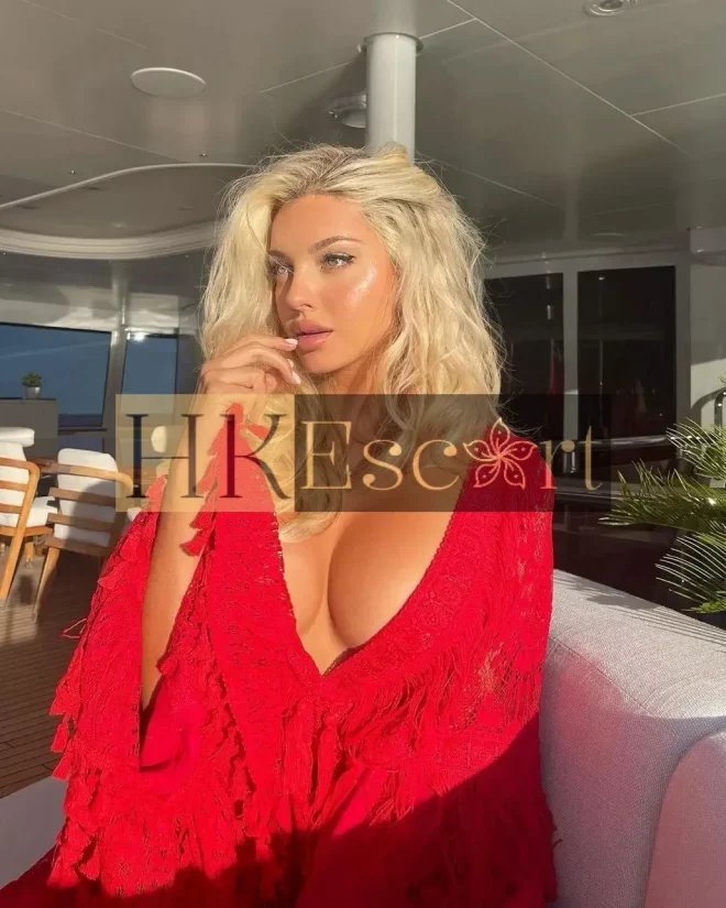 Elizabeth, 21 years old, weight 61 kg, height 174 cm