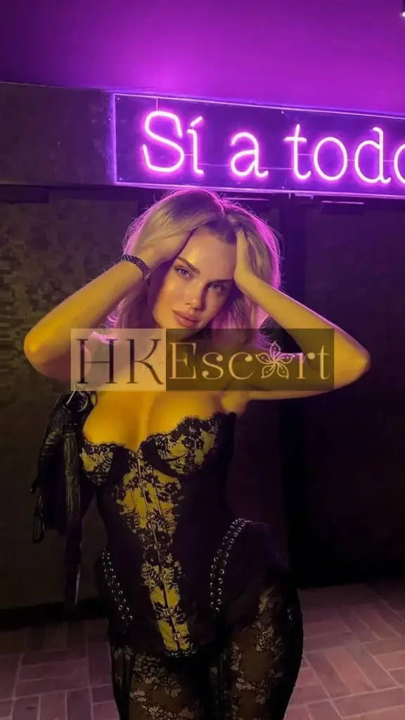 Victoria - Escort Hong Kong, bust 3, height 175 cm, weight 58 kg