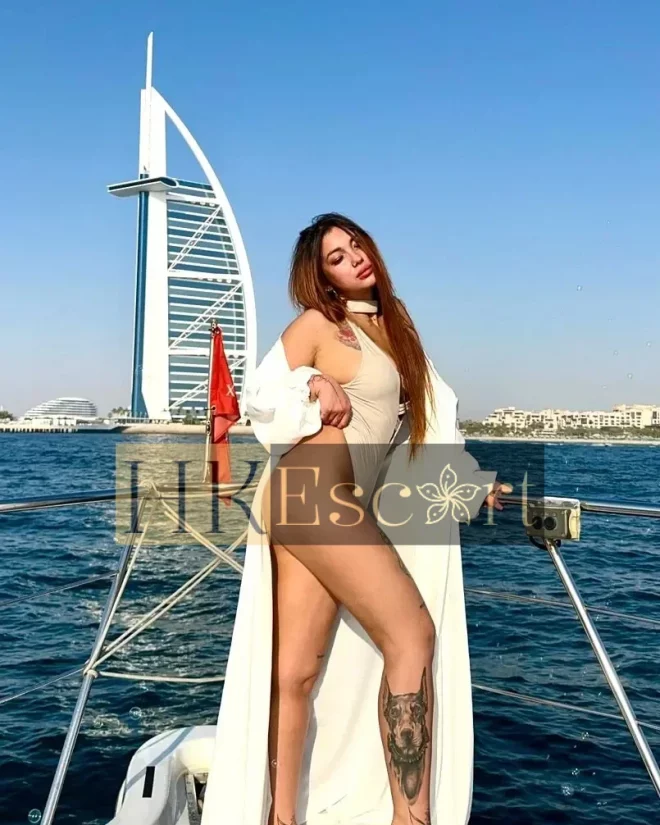 Elodie, 25 years old, weight 59 kg, height 178 cm