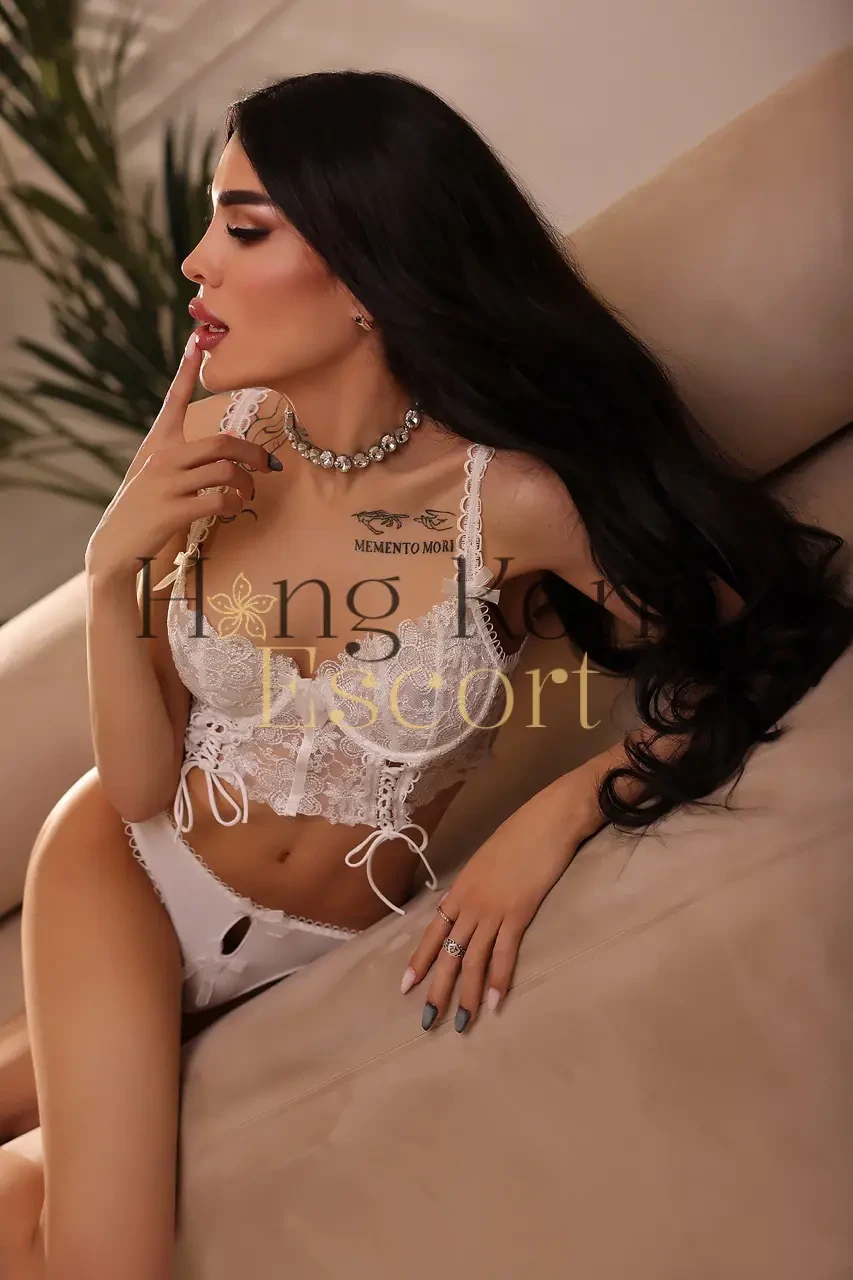 Agnes - Escort Hong Kong, bust 2.5, height 175 cm, weight 58 kg
