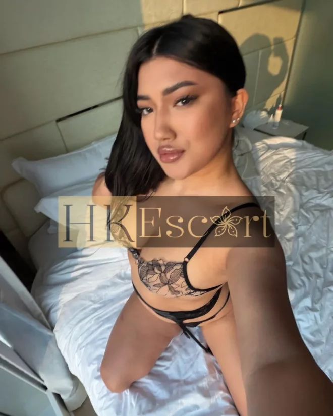 Anna, 23 years old, weight 74 kg, height 178 cm