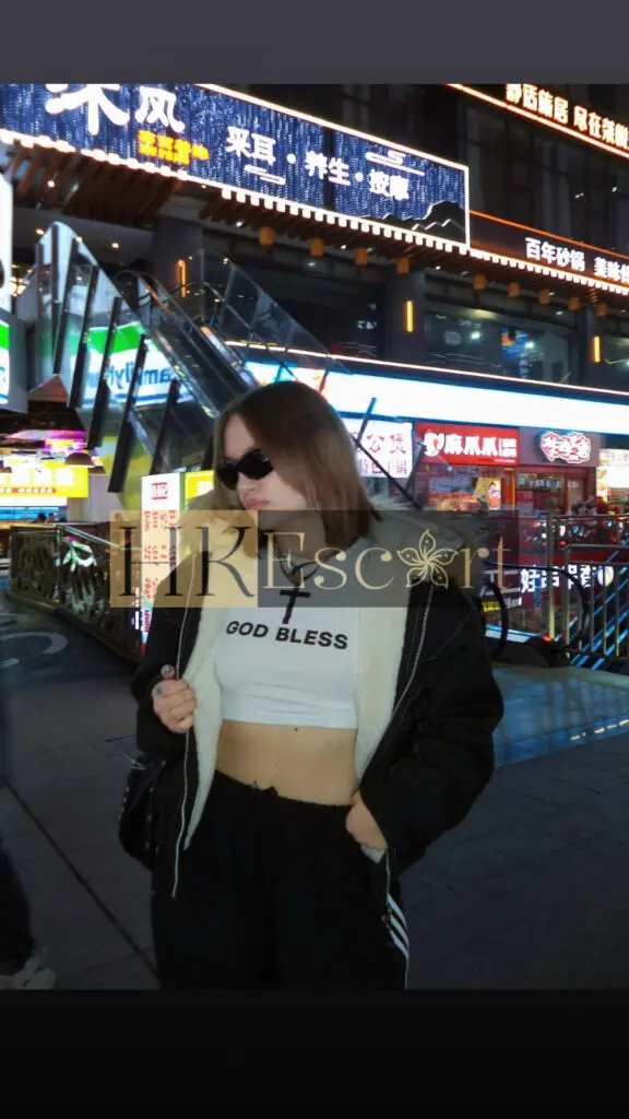 Lina - Escort Hong Kong, bust 1, height 166 cm, weight 57 kg