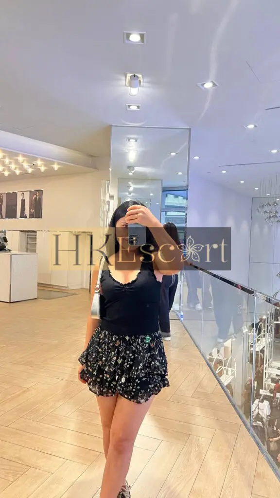 Jay - Escort Hong Kong, bust 2, height 160 cm, weight 49 kg