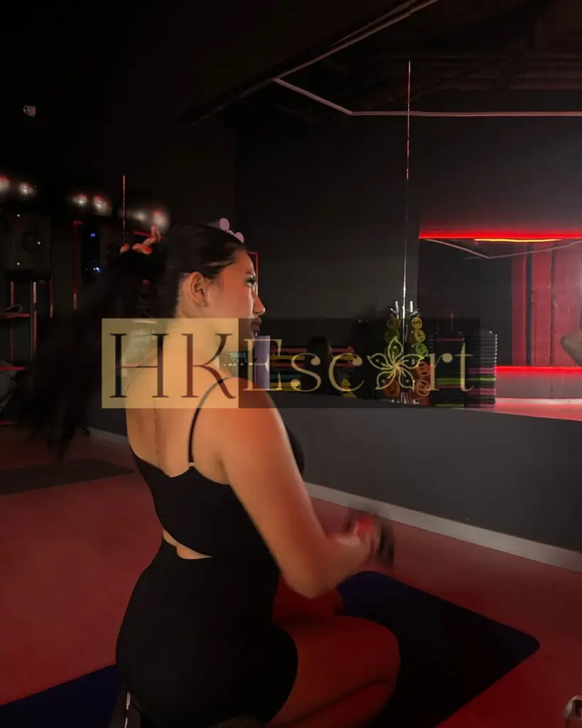 Anna - Escort Hong Kong, bust 4, height 178 cm, weight 74 kg