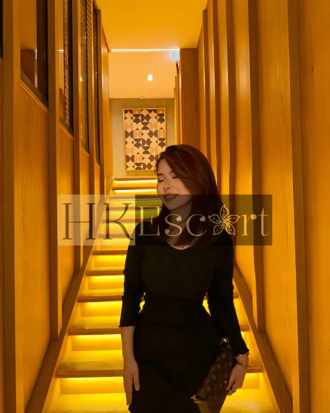 Vanessa, 19 years old, weight 52 kg, height 160 cm