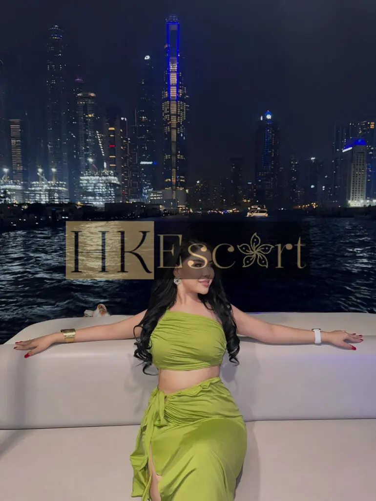 Vanessa - Escort Hong Kong, bust 3, height 160 cm, weight 52 kg