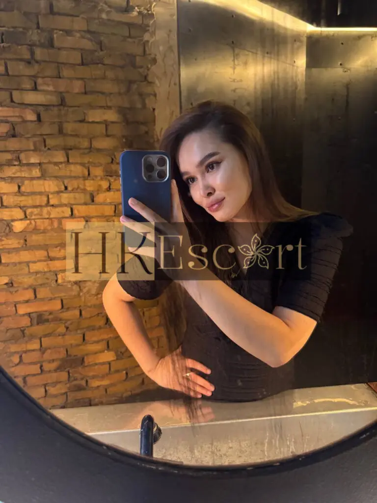 Nerissa - Escort Hong Kong, bust 2, height 160 cm, weight 57 kg