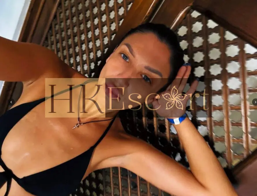 Stella - Escort Hong Kong, bust 1, height 171 cm, weight 50 kg