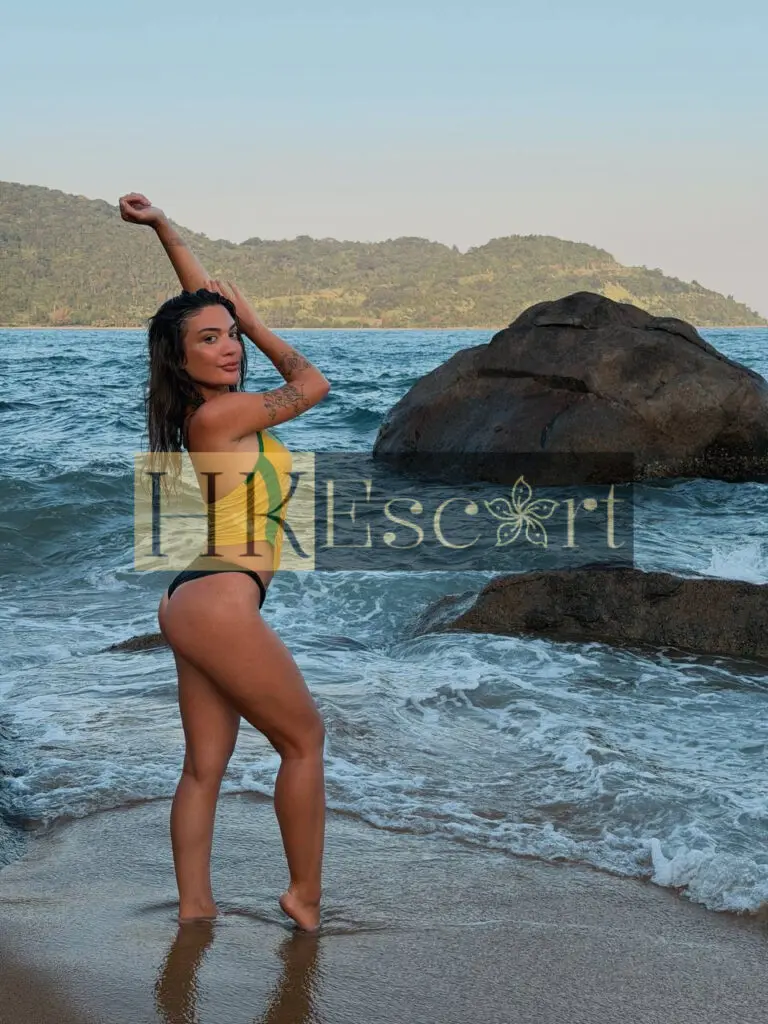  Evelina - Escort Hong Kong, bust 2, height 52 cm, weight 55 kg