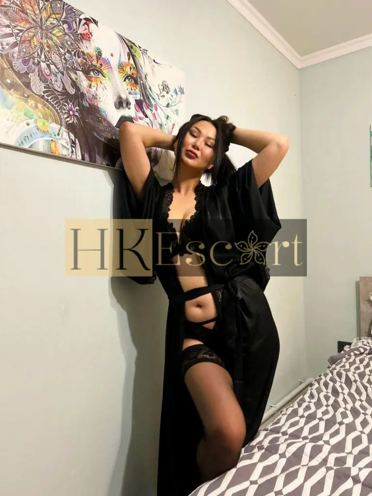 Eira - Escort Hong Kong, bust 3, height 178 cm, weight 73 kg