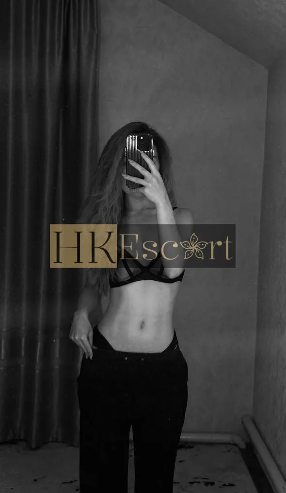 Amira - Escort Hong Kong, bust 1, height 160 cm, weight 51 kg
