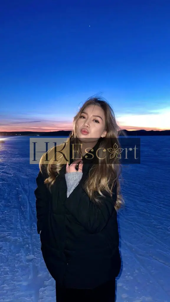 Amira - Escort Hong Kong, bust 1, height 160 cm, weight 51 kg