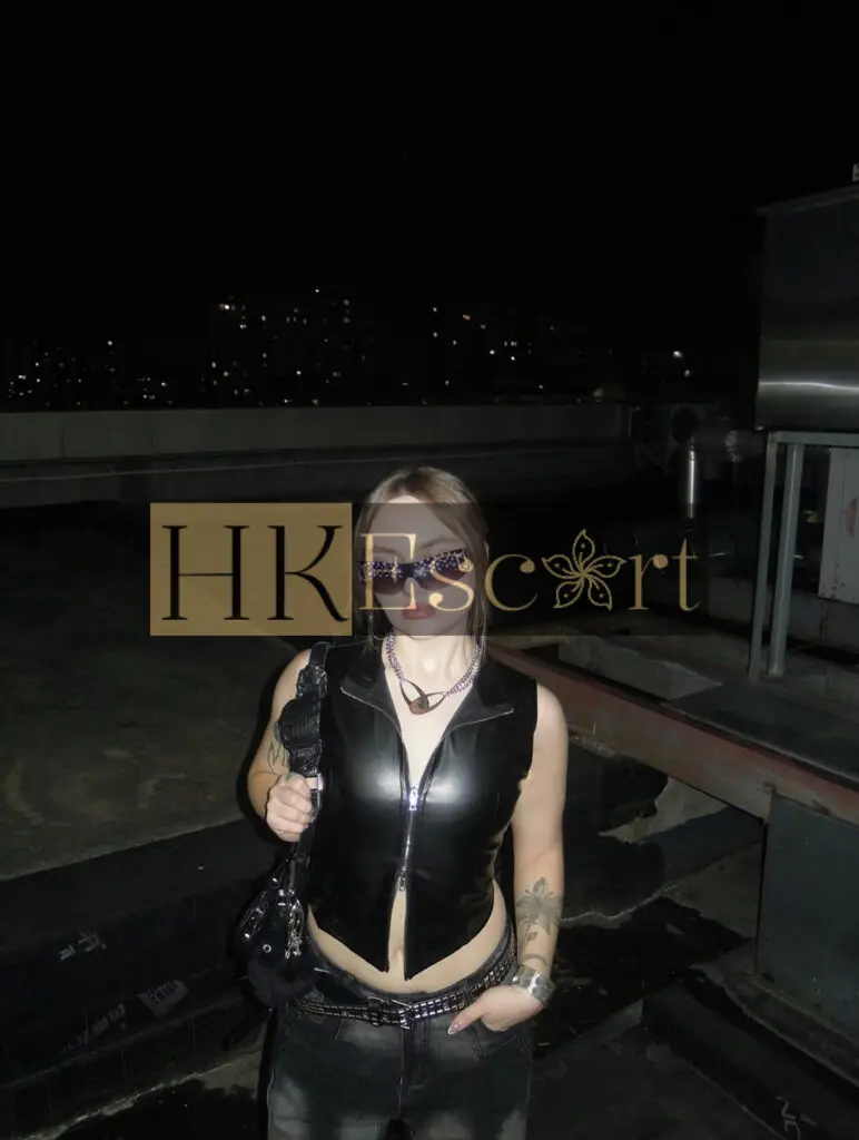 Lina - Escort Hong Kong, bust 1, height 166 cm, weight 57 kg