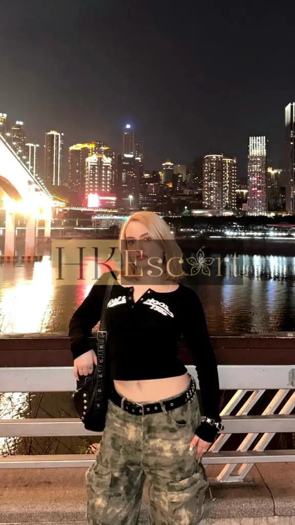Lina - Escort Hong Kong, bust 1, height 166 cm, weight 57 kg