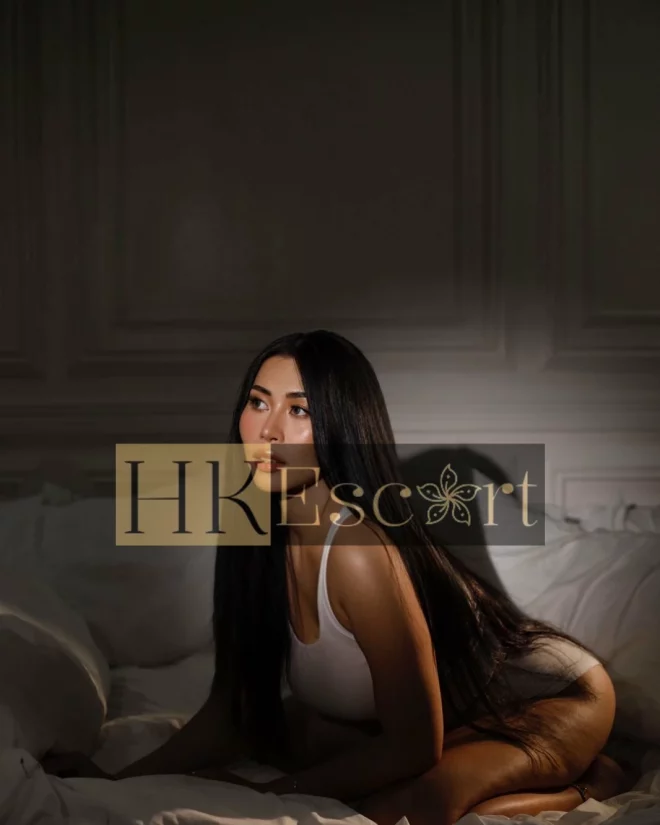 Berlin, 21 years old, weight 61 kg, height 170 cm