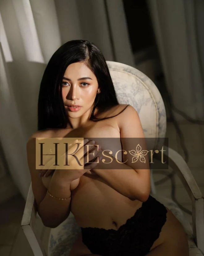 Berlin, 21 years old, weight 61 kg, height 170 cm
