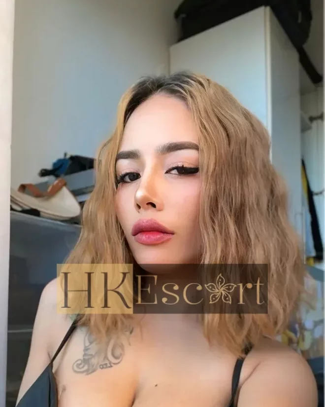 Jia, 23 years old, weight 51 kg, height 162 cm