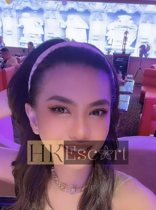 Kit, 25 years old, weight 47 kg, height 154 cm