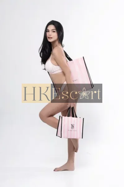 TopModel, 26 years old, weight 61 kg, height 174 cm