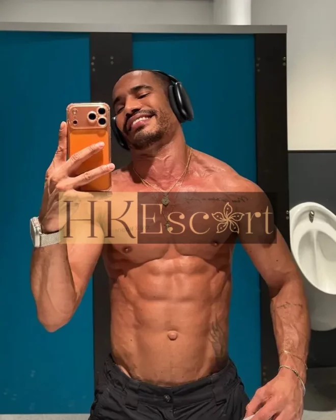 Vidal, 26 years old, weight 74 kg, height 175 cm