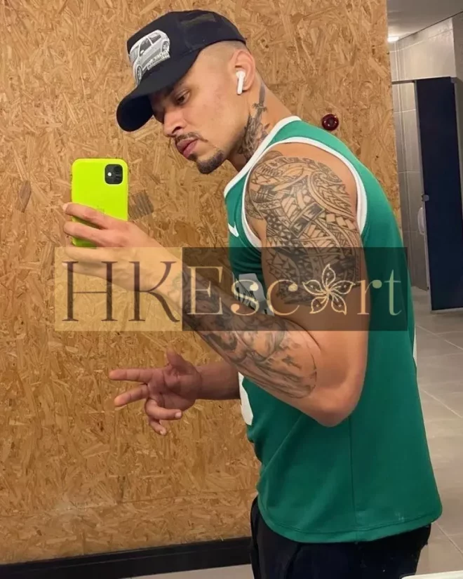 Vini, 30 years old, weight 86 kg, height 185 cm