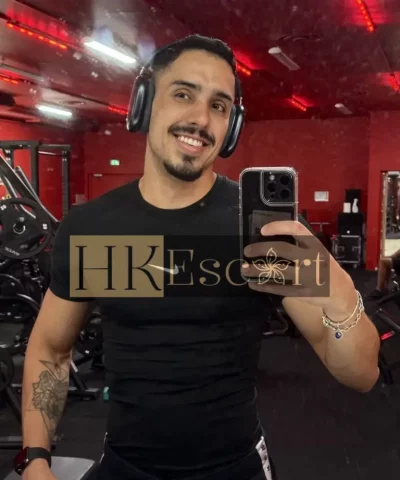 Vitor, 28 years old, weight 83 kg, height 188 cm