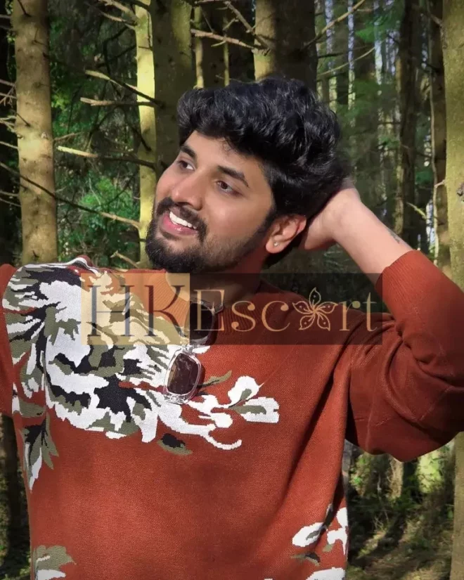 Vivek, 23 years old, weight 86 kg, height 180 cm